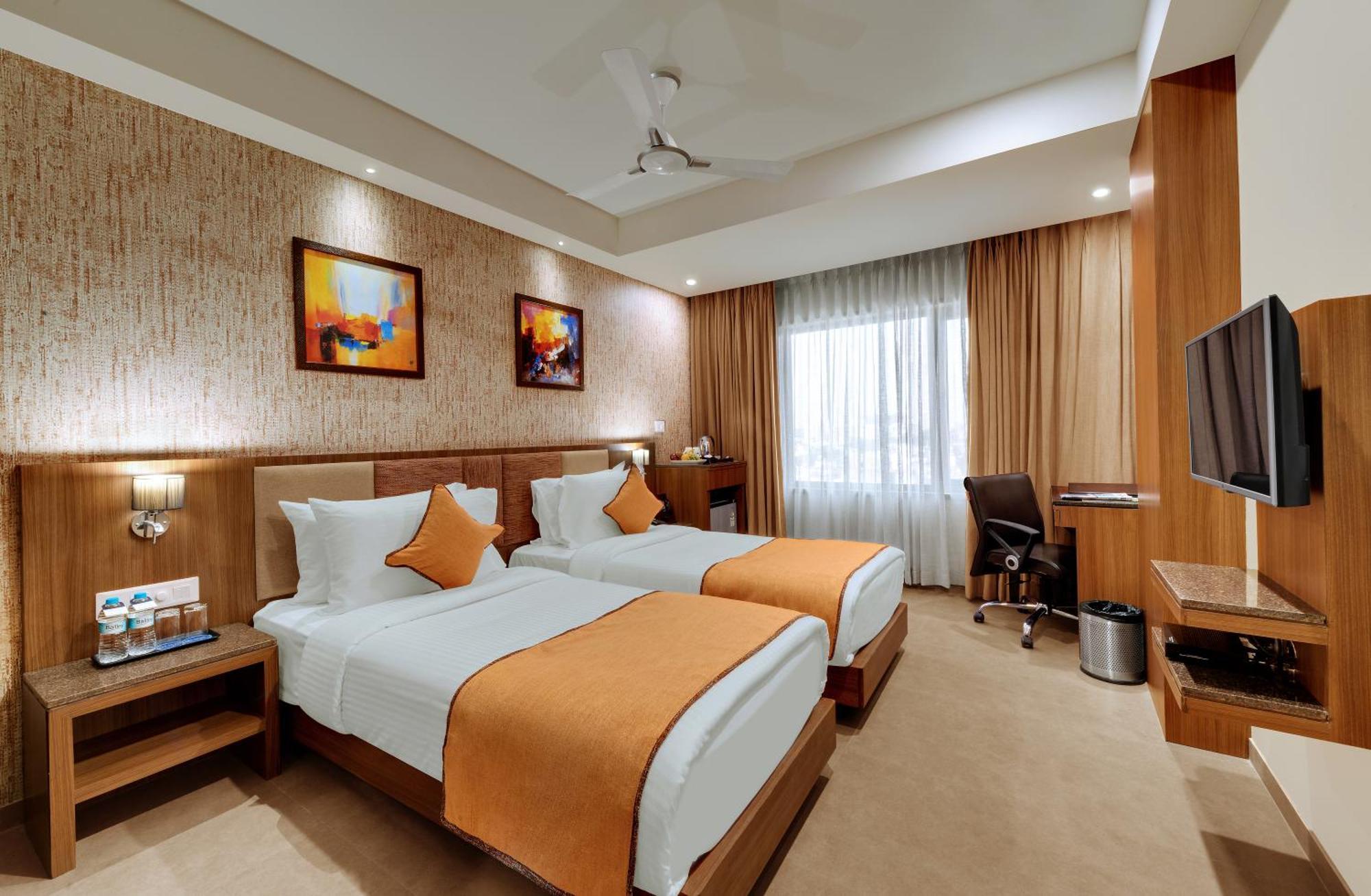 Anaya Beacon Hotel Jāmnagar Habitación foto